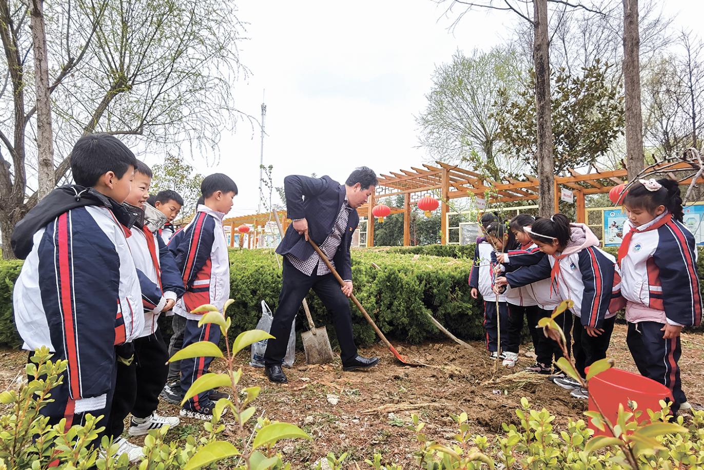 灌南本土树种进校园保护生物多样性