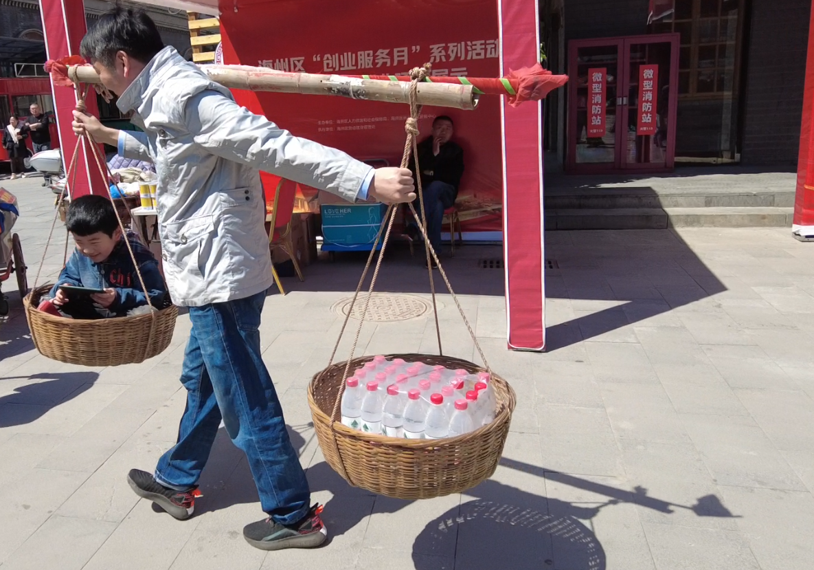 民主路老街邀你五一来“劳动”