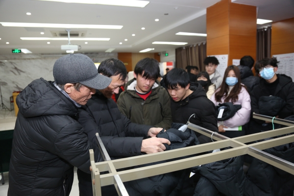 816a932c-be8b-4666-bf83-8755a1e95fca.jpg