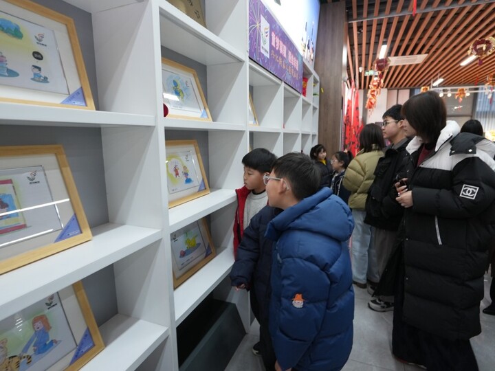 交汇点｜“童漫+阅读+非遗”，兴化推动非遗传承与美育教学、全民阅读深度融合