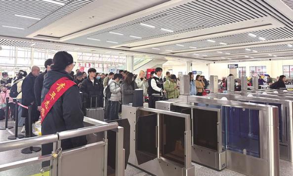 泰州：铁路“春游运输”3月20日启动
