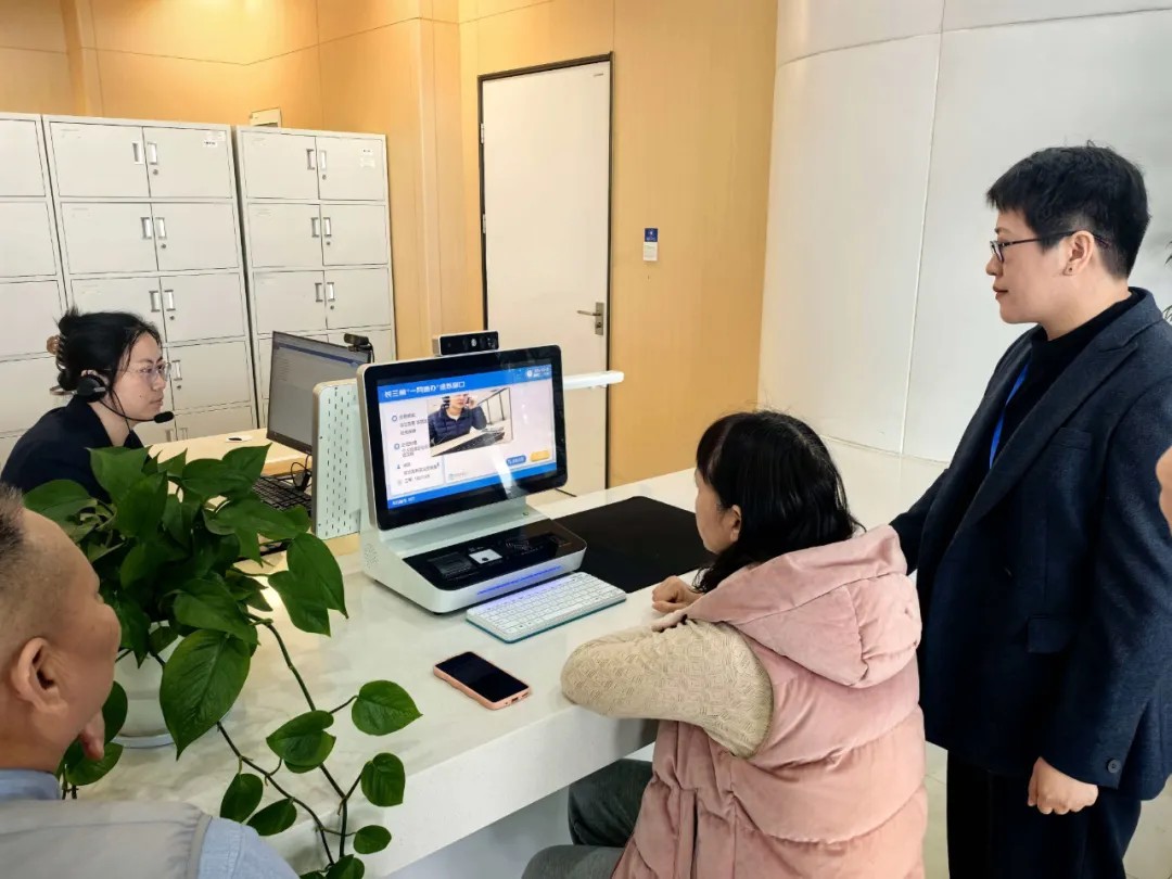 三重升级，半天办结——泰州首单长三角跨省“帮办代办”落地

