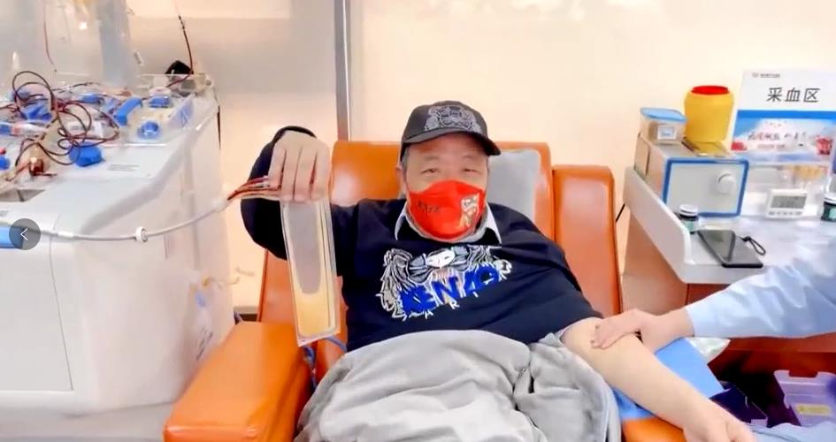 连云港市中心血站万达爱心献血屋成功接受首位血小板捐献者