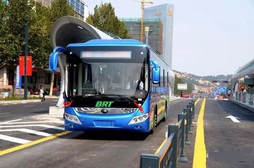 公交1路、23路恢复海昌路路段运营