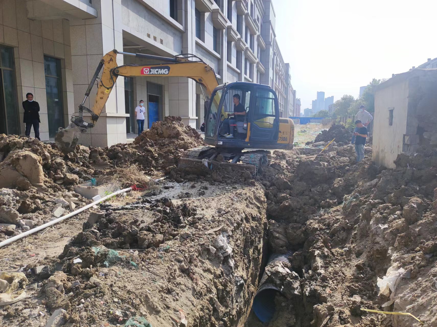 文昌路部分路段雨水管网完善工程开展