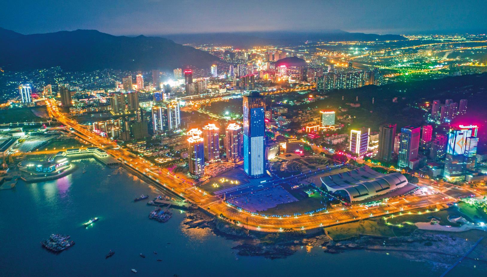 连云港开展优秀学子奖学金评选奖励活动 三千学子踊跃报名助力家乡建设