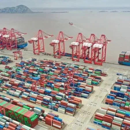 竞逐开放型经济 港口活力迸发