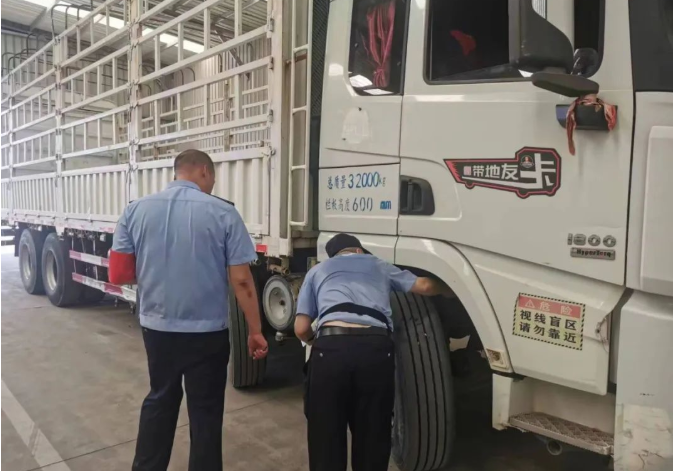 马上办 网上办 就近办 一次办连云港市车管服务触角延伸到群众家门口