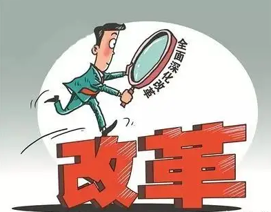 灌南县行政审批局推进商事制度改革 台湾客商线上“闪领”电子营业执照