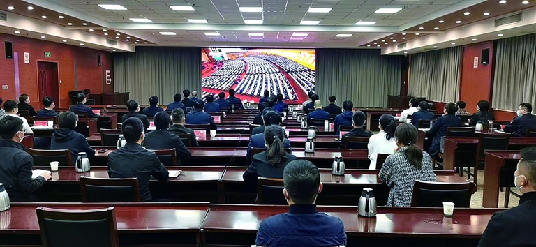 东海县、海州区、云台山景区干部群众 勇挑重担 争先进位 谱写“强富美高” 新篇章