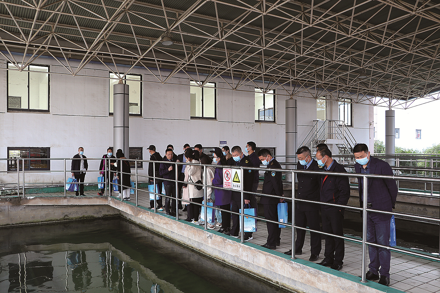 见证一滴水的旅程 连云港开展“走进水厂卫生监督开放日”活动