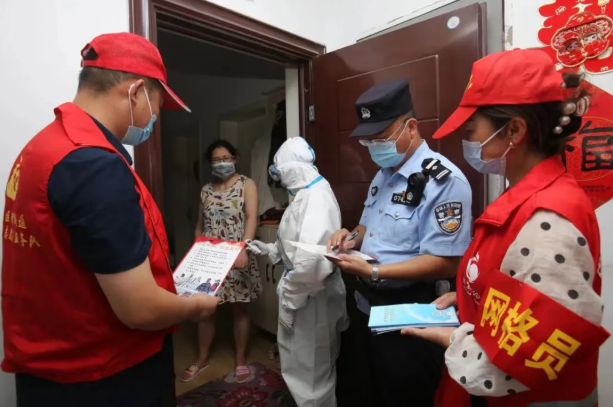 满腔热忱服务基层的“全国公安机关爱民模范”