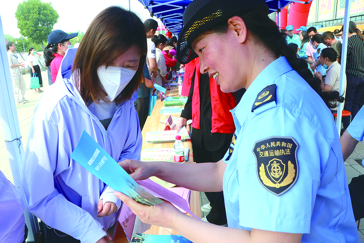 东海县交通运输局成功举办“安全生产月”宣传活动