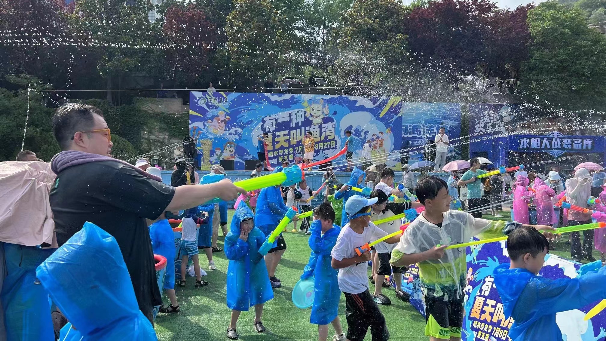 “白+黑”玩不停 渔湾打造全新清凉游目的地