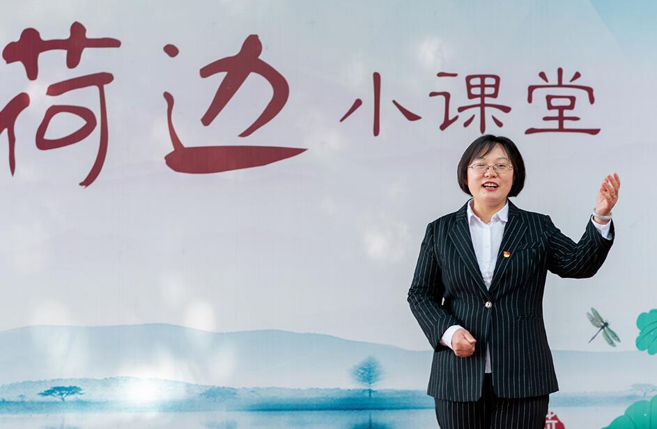 人物志 | 江苏“最美基层共产党员”孙红服务社区25年 只为那一声红书记