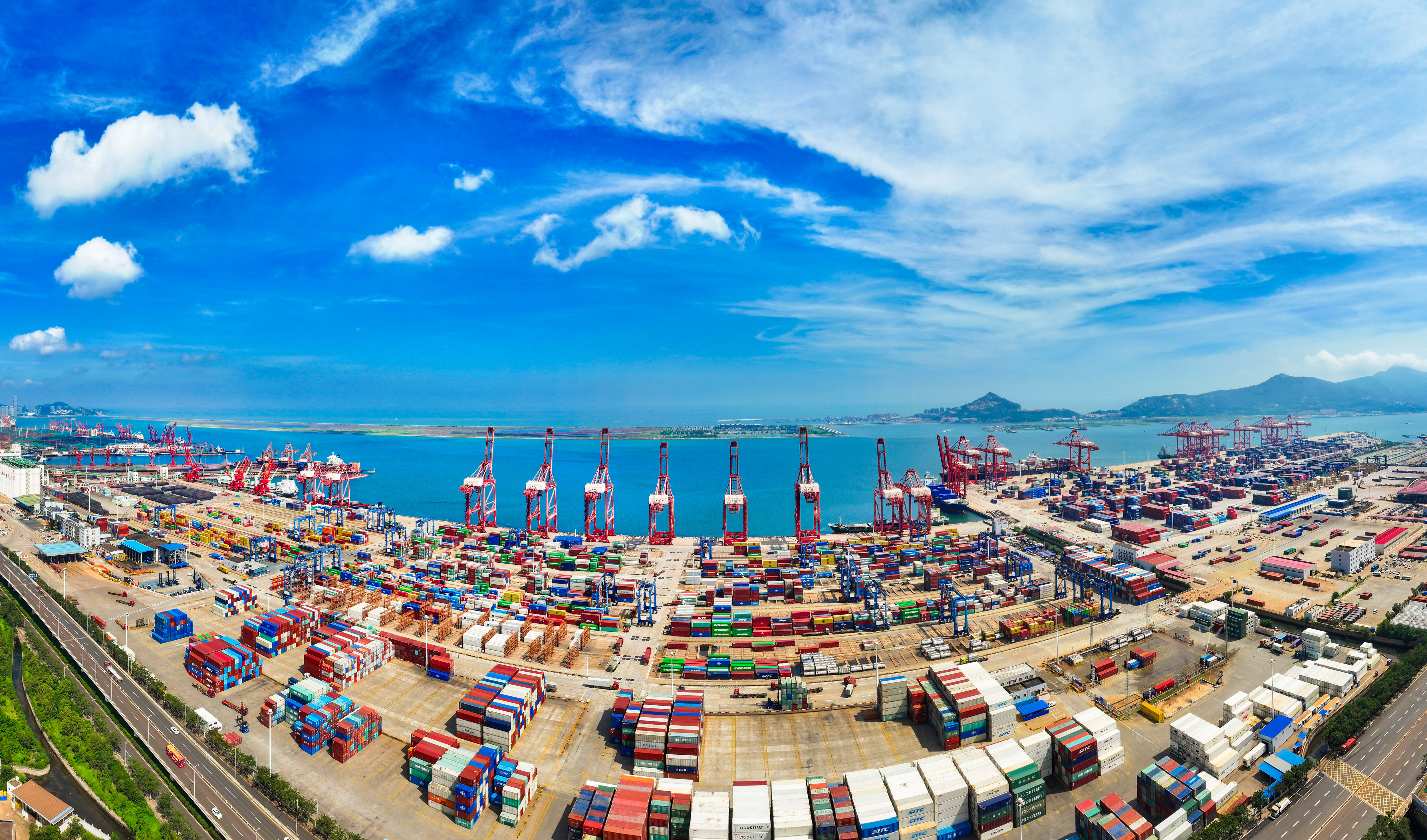 港口前七个月货物吞吐量同比增长10.97%