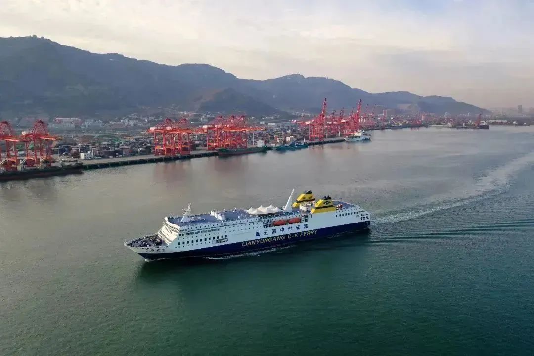 谁是连云港港口转型发展的典范？