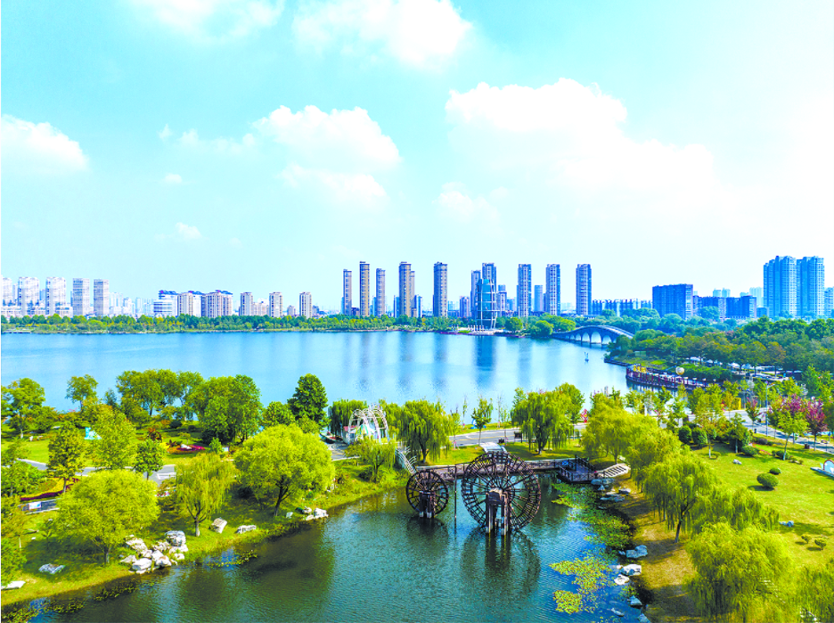 东海县西双湖风景区天蓝水清  景色如画