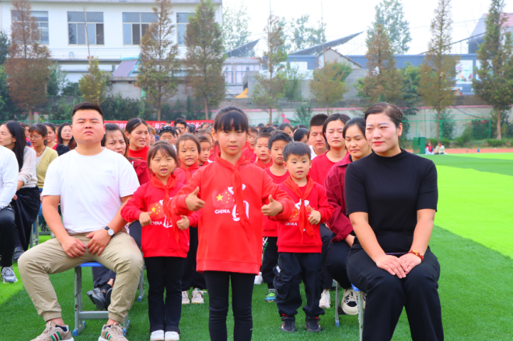 夹山小学：礼润山娃  逐梦未来