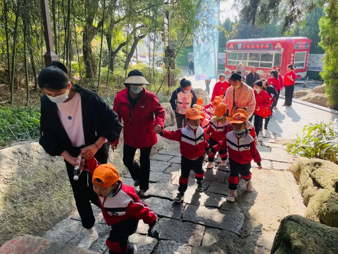 朐山幼儿园 | 快乐登山行