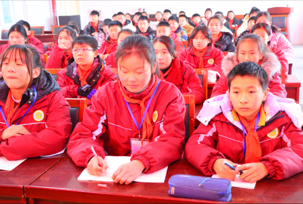 连云港市抗日山小学：弘扬爱国精神，争做新时代好少年