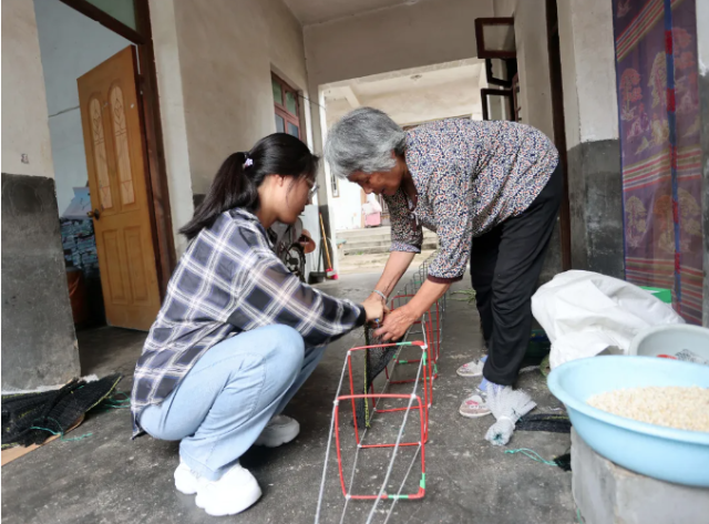 助学公益行 | 赣榆女孩谢欣彤602分考入南师大