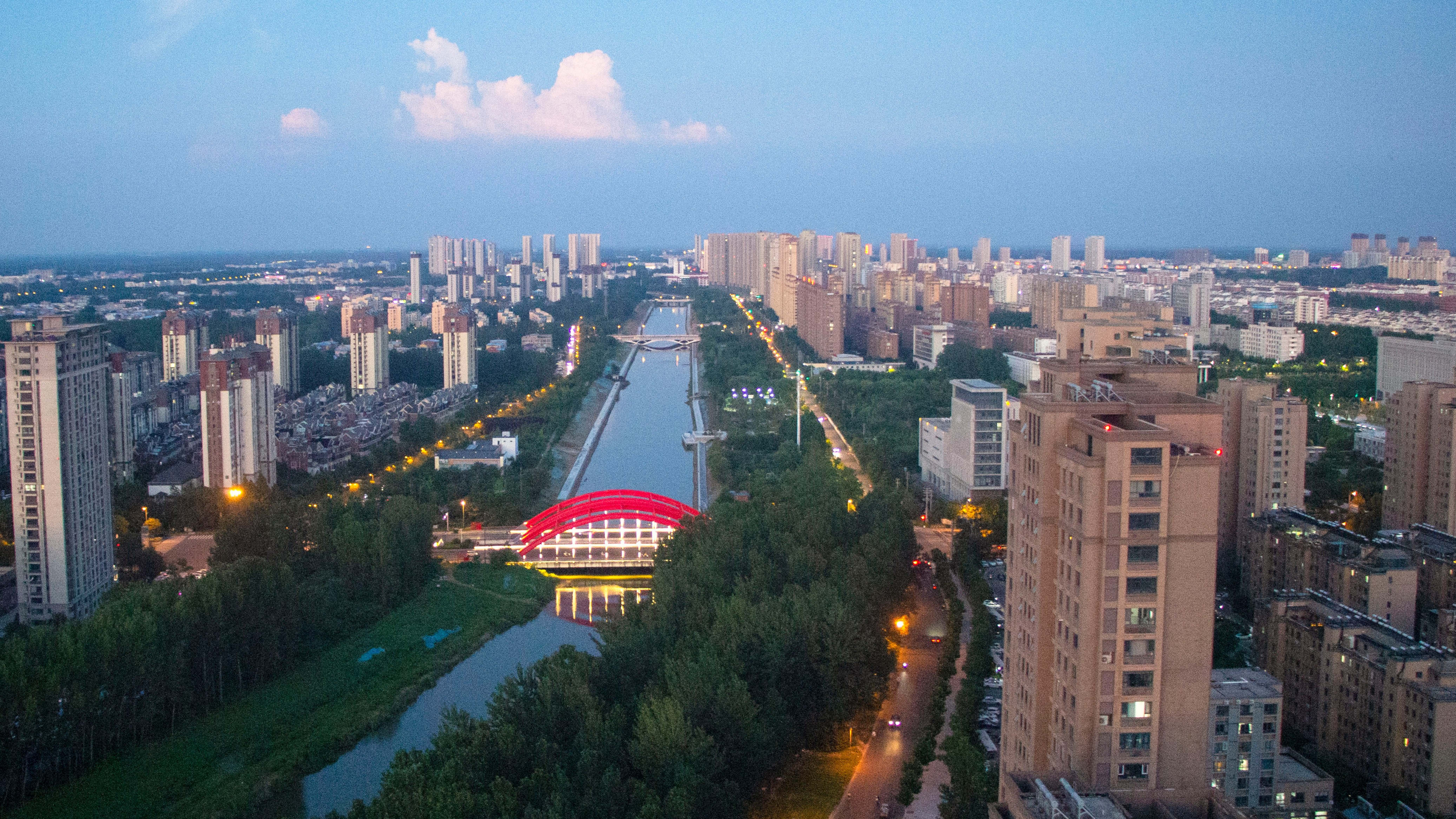 曾建霞：臨河而居