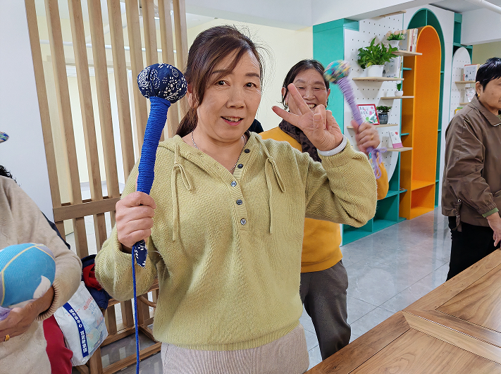 猴嘴街道环湖社区：我们的节日·重阳“情暖重阳 健康相伴”  