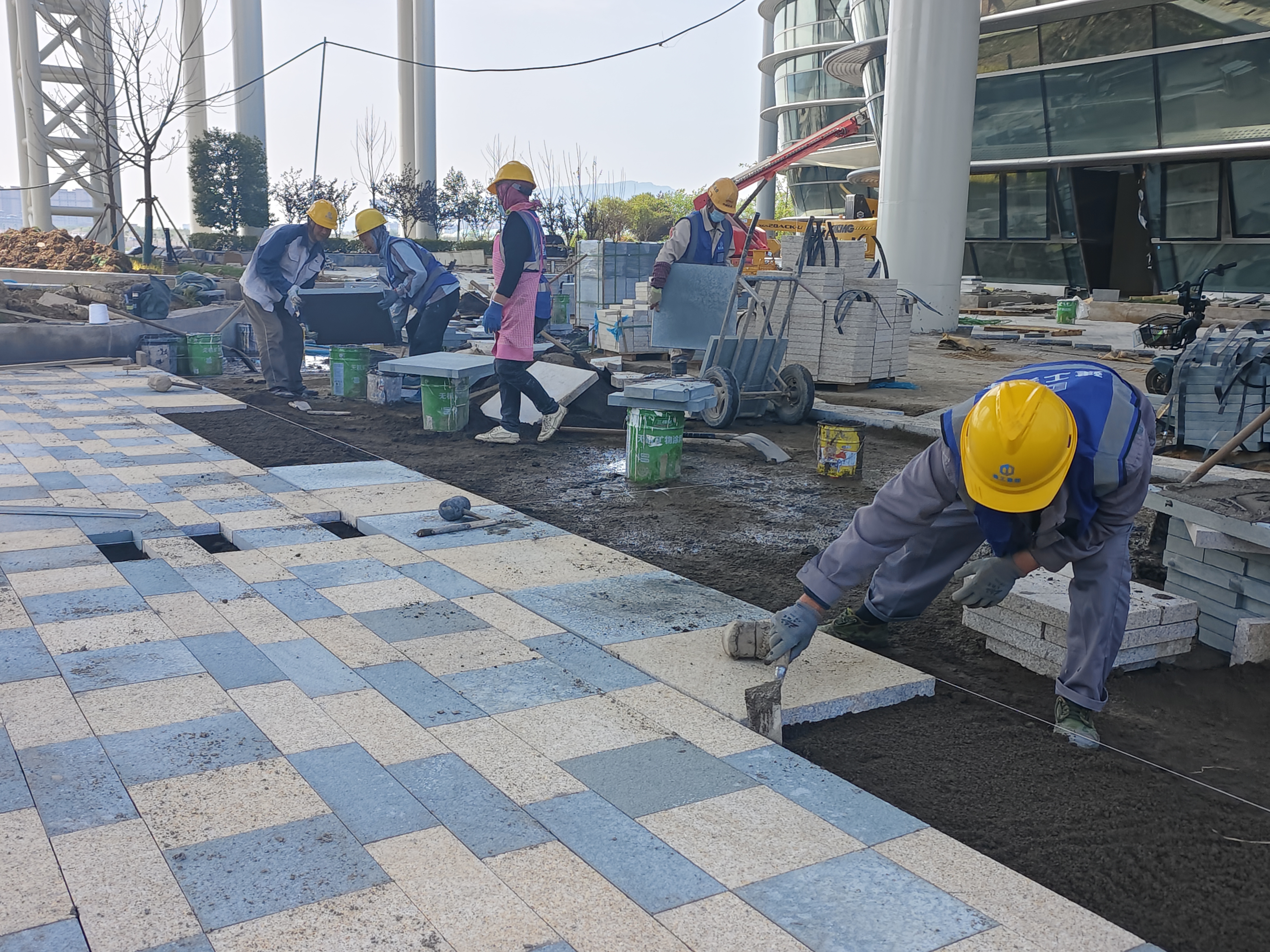 連云新城：千余工程建設(shè)者奮戰(zhàn)“五一”