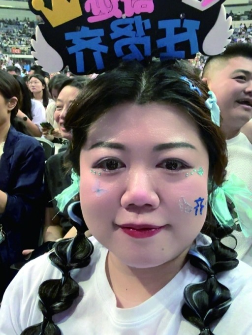 在任賢齊演唱會上為家鄉“引流”   “寶藏女孩”楊鑫找到了
