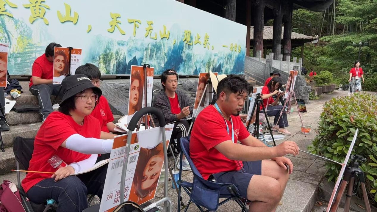 水墨黄山绘青春 美育实践促发展——新海高级中学开发区分校的多路径育人策略