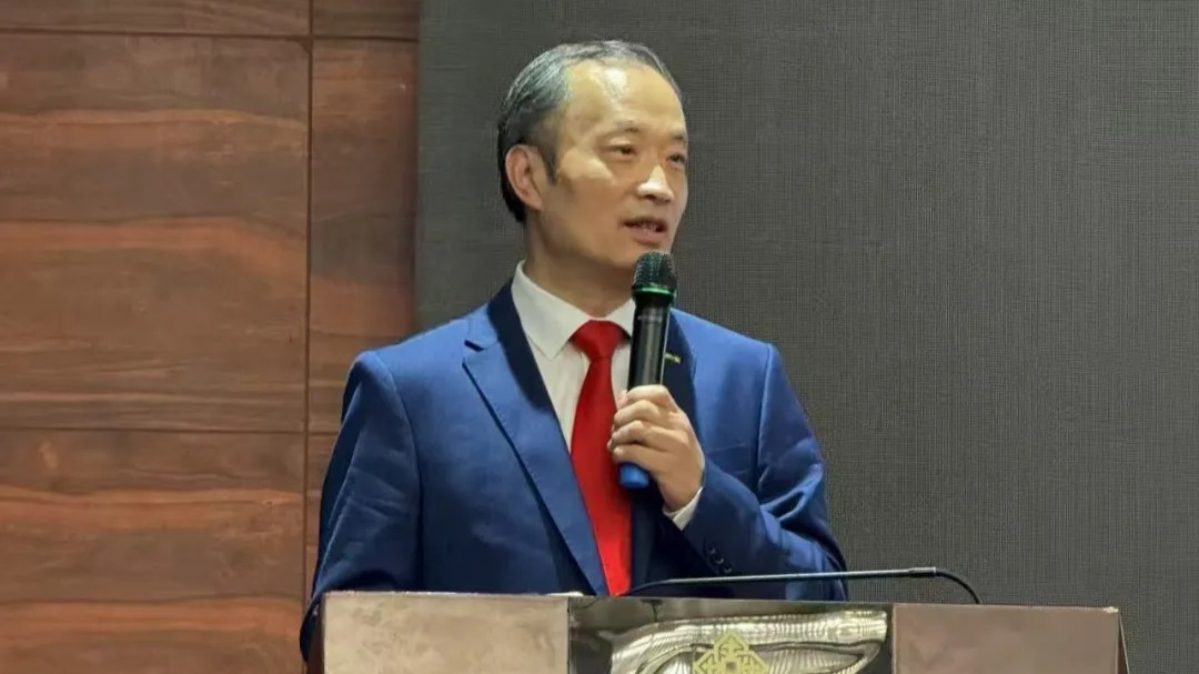 国际眼科专家王明旭教授连云港开讲，解读近视、老视手术国际新进展