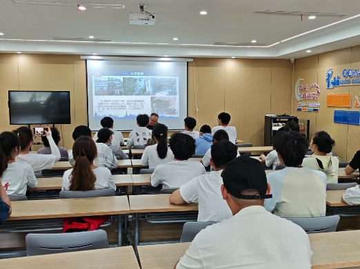 新南街道建康社區(qū)開展消防安全宣傳活動