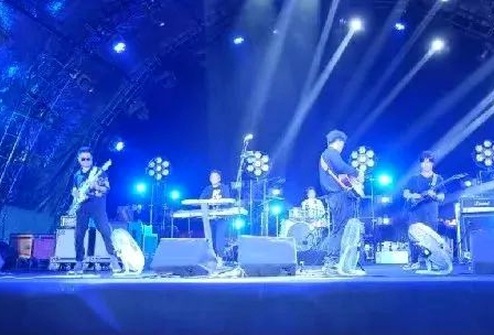 来海州·嗨“足”一夏———盐河狂浪计划启动  海味摇滚狂欢夜燃动港城