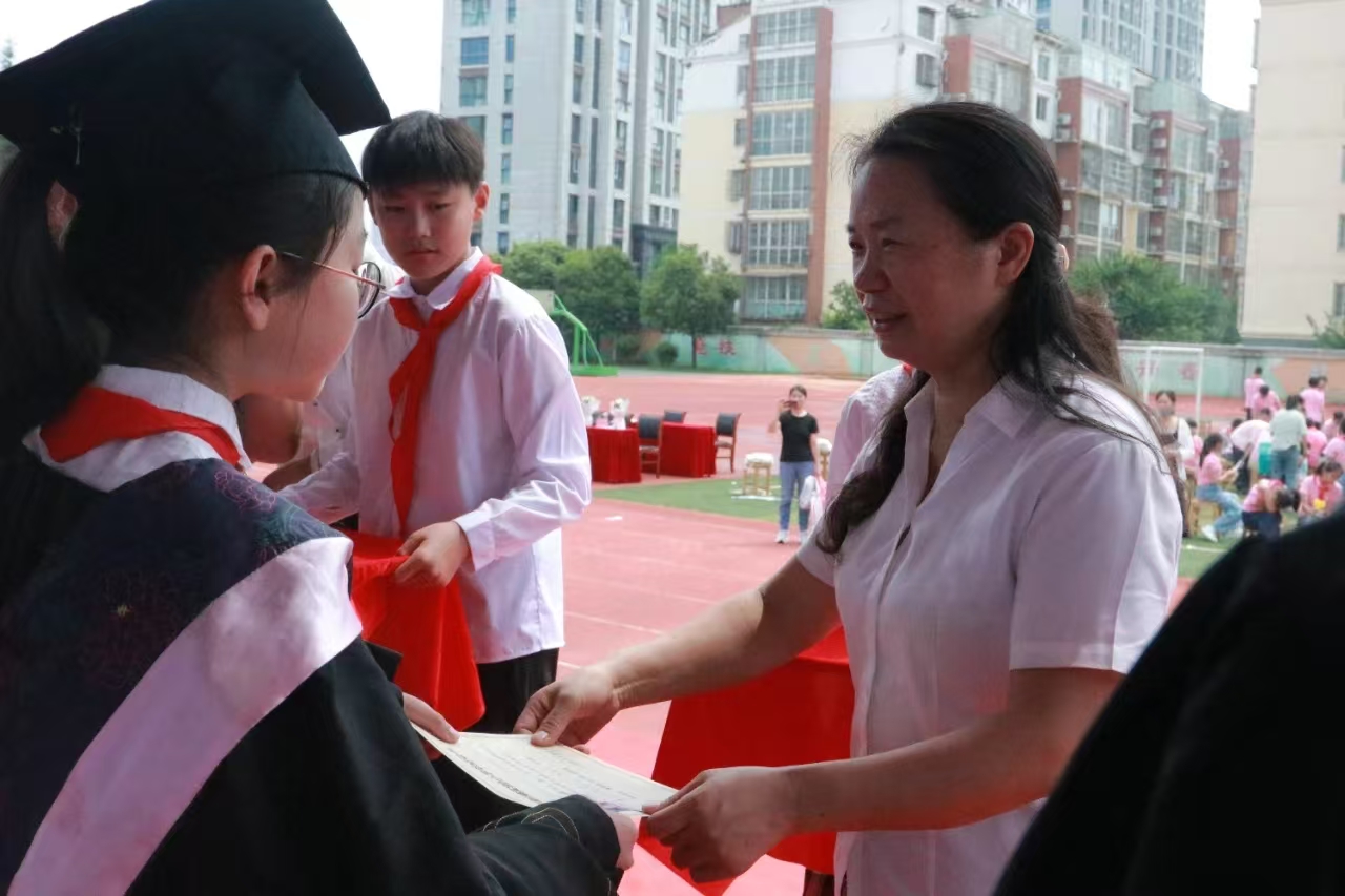 新浦實驗小學 | 少年乘風起 未來皆可期
