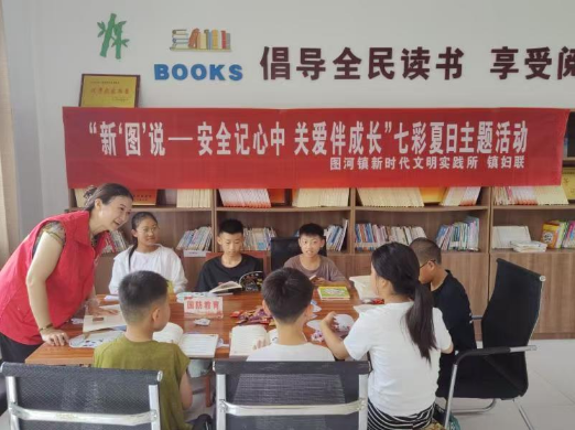 灌云县图河镇：农家书香溢满七彩夏日