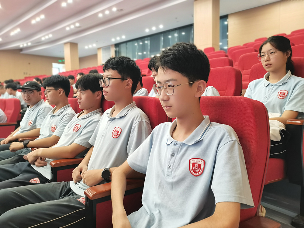 新海初级中学开发区分校 | 凝心聚魂青春 征途始扬帆