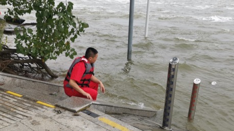 江苏连云港：以雨为令 全力守护双节期间河湖安澜