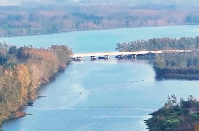 赣榆区河滨秋色正浓