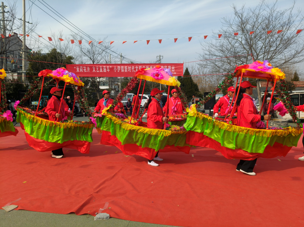 茉莉花开文艺直通车——小伊镇新时代文明实践暖新春惠民演出

