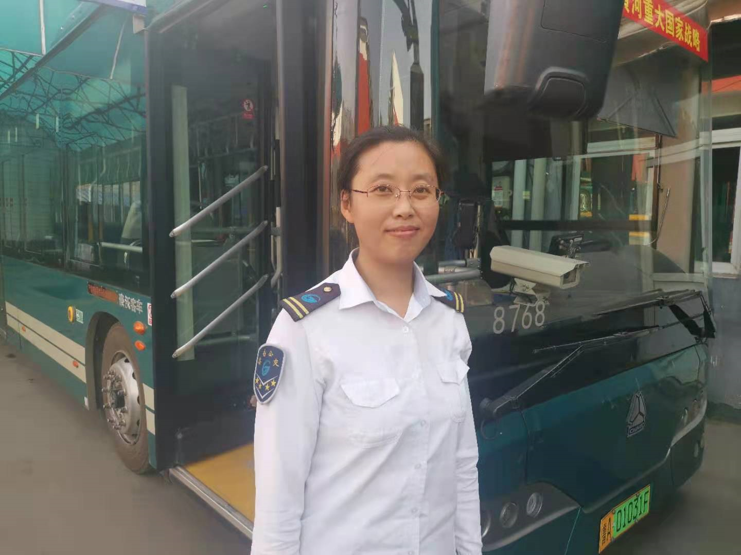 济南公交母女档:母亲是我工作中的良师