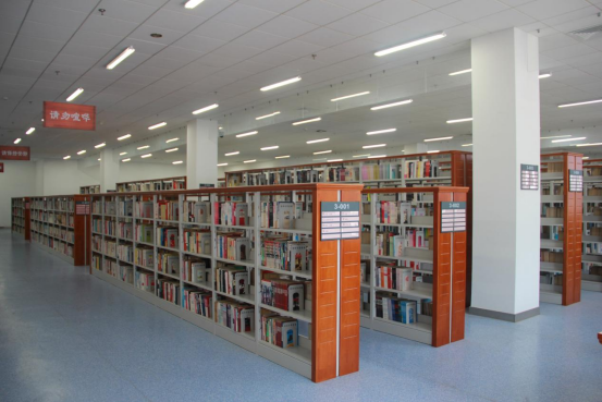 山东省最大的县区级公共图书馆在章丘等你来