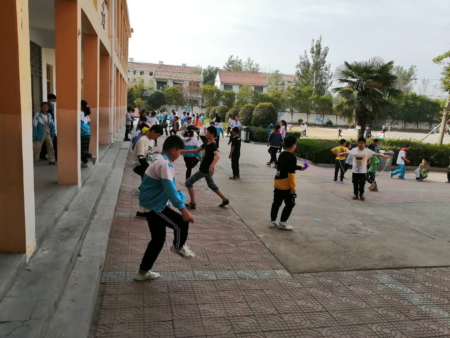 王店小学课间活动.jpg