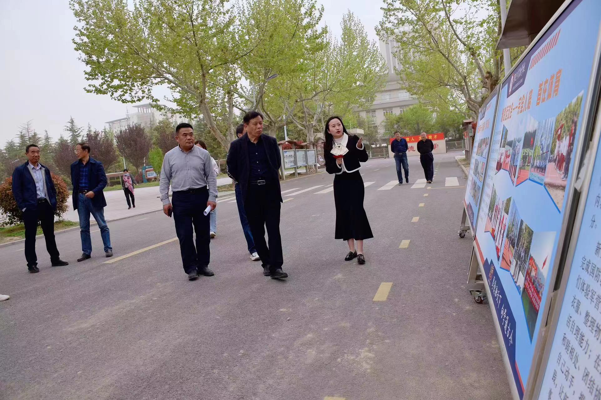 市实验1.jpg