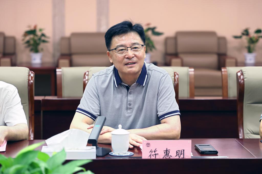 符惠明讲话.jpg