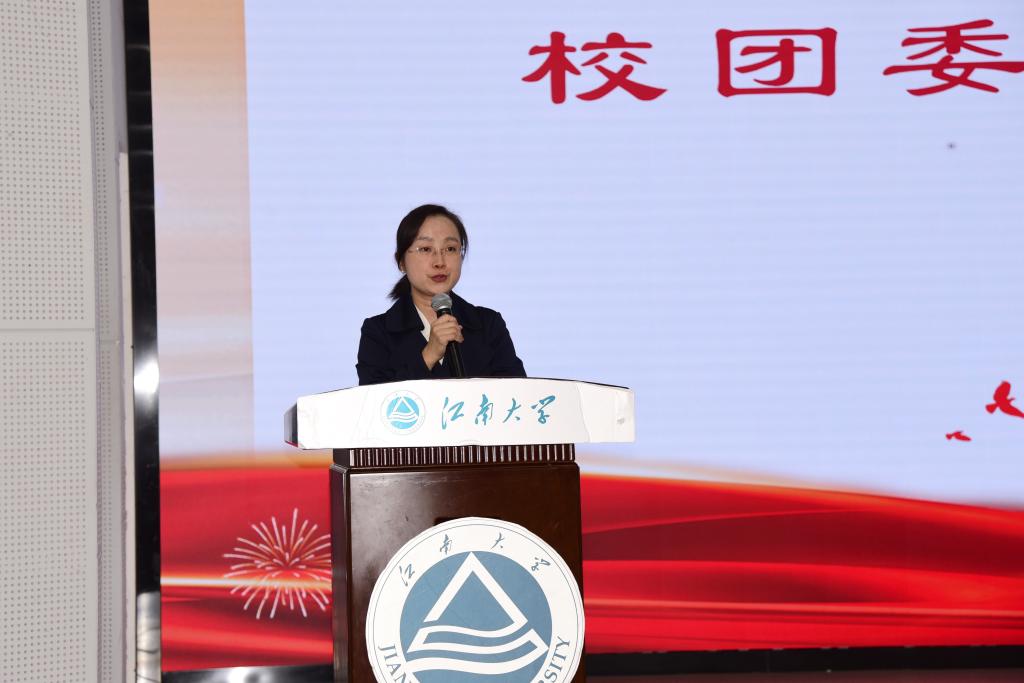 单云婷.jpg
