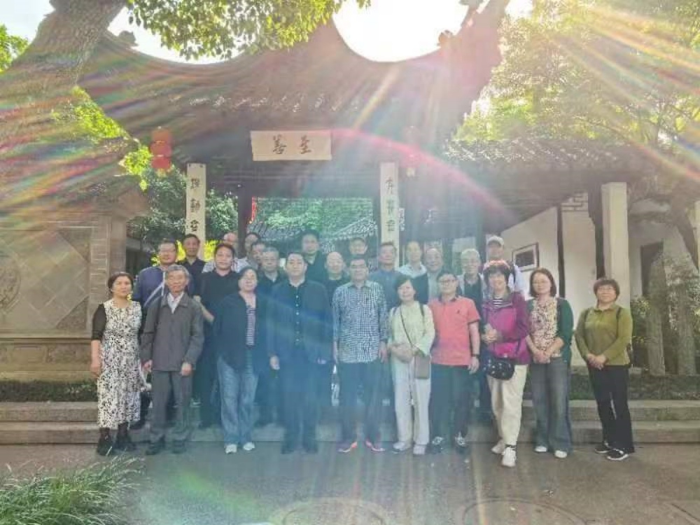苏州六中 合影_副本.jpg