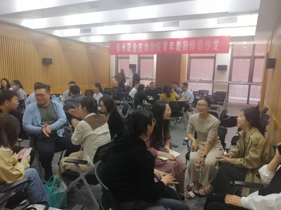 1716883821907587.jpg QVI5GJ2KAOM2EU6L3LPVA6B.jpg