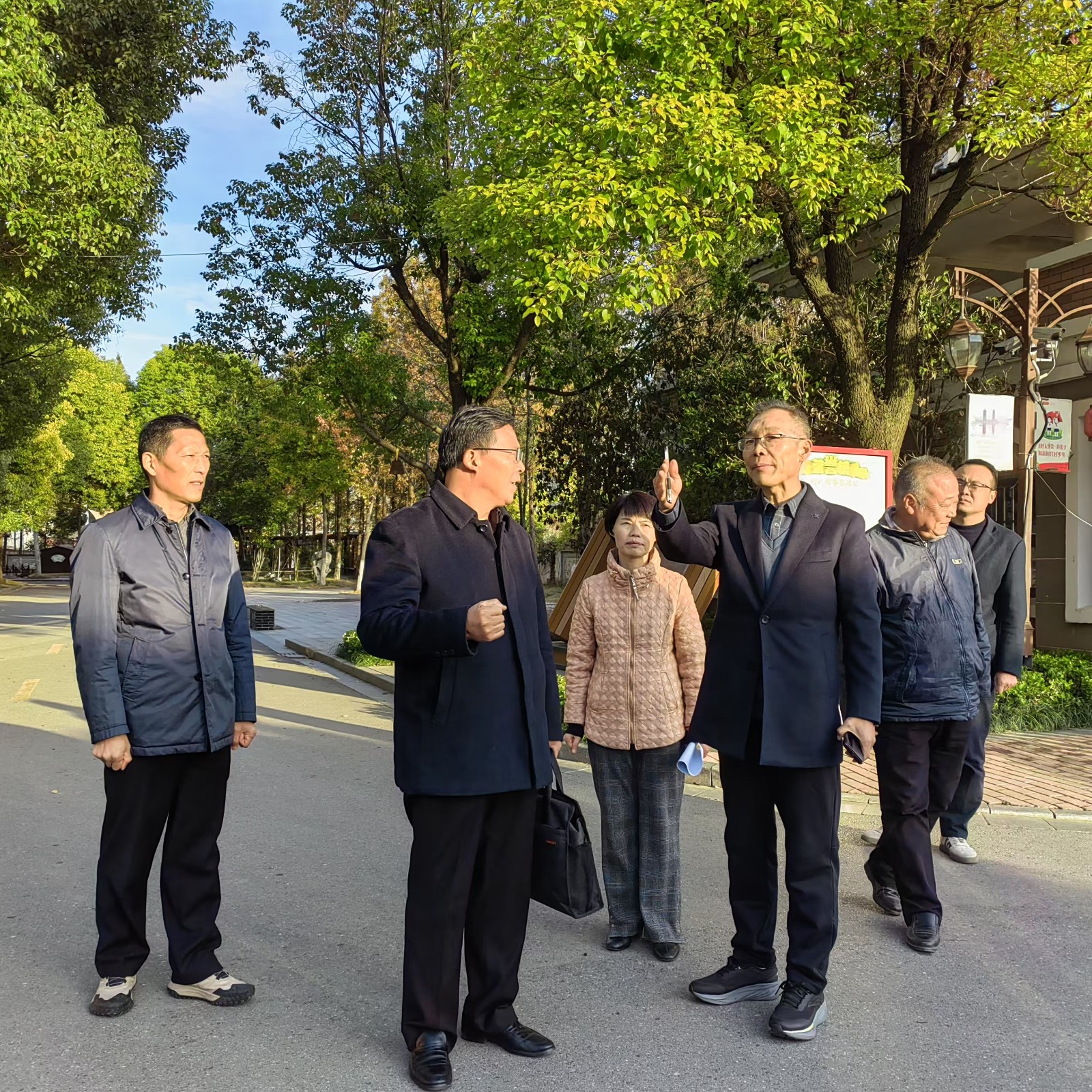 会商.jpg
