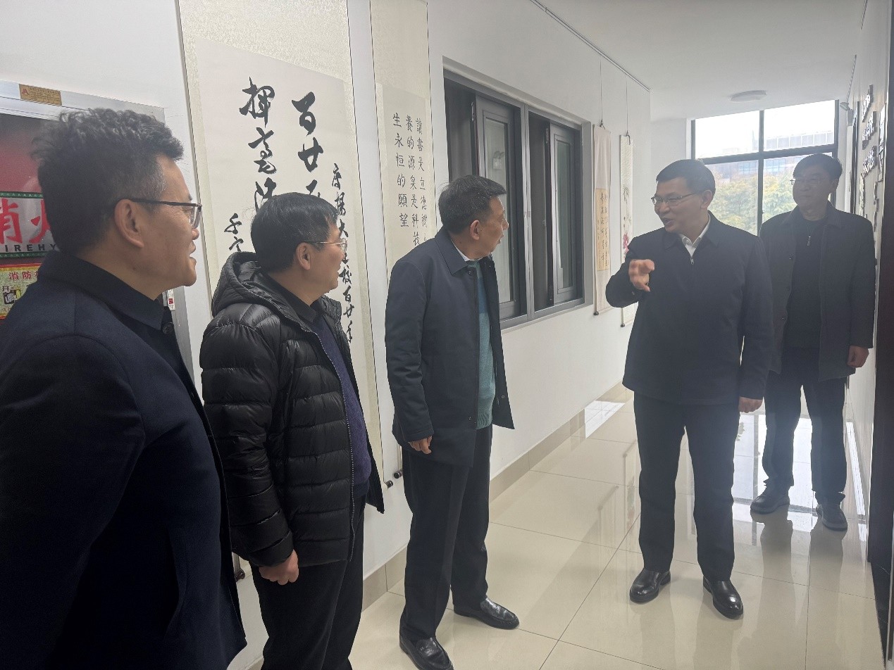 2025-2-14校领导走访关工委.jpg